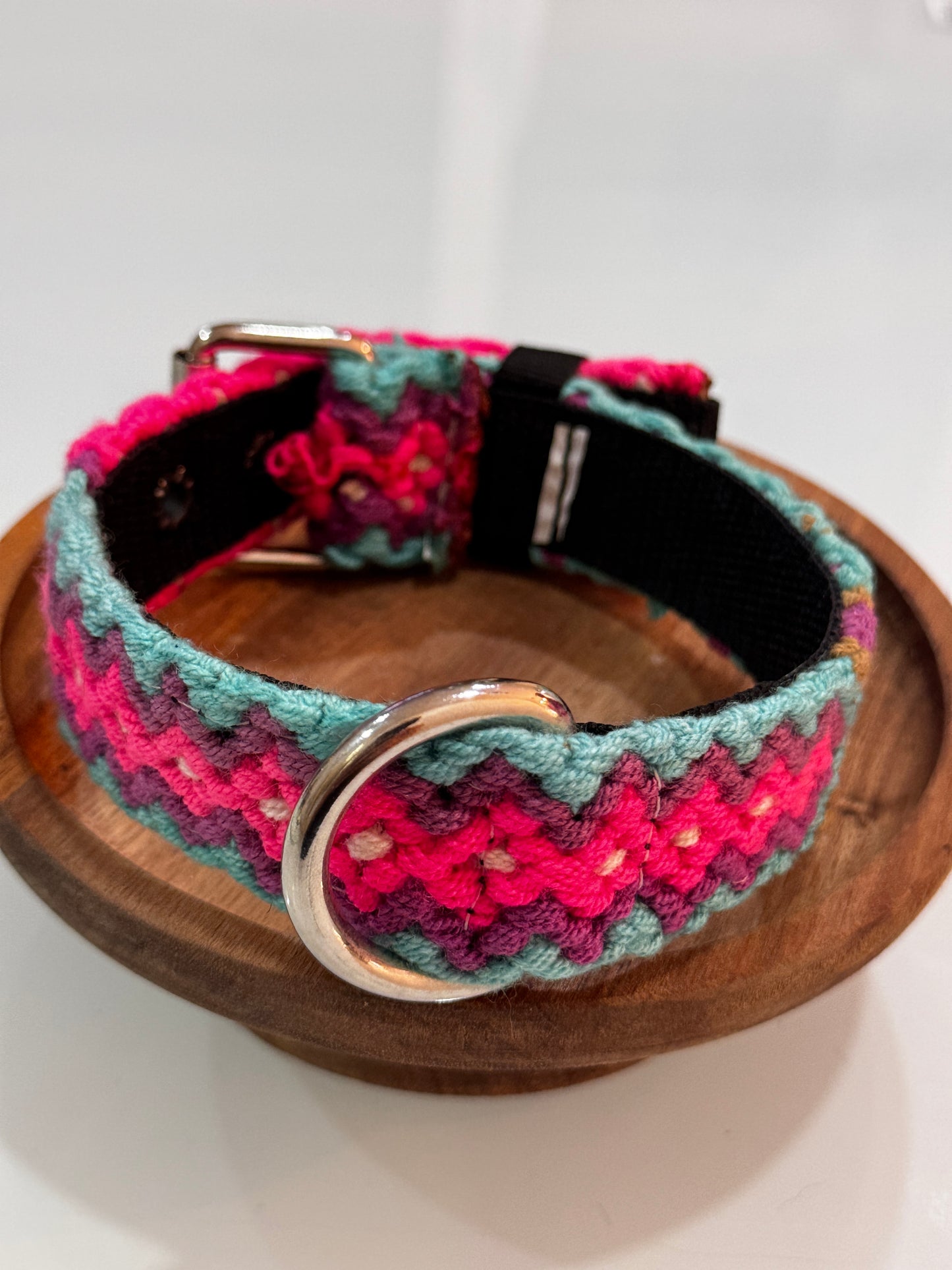 Wayuu Dog Collar - Fully Threaded Design - Small (15.5 inches)