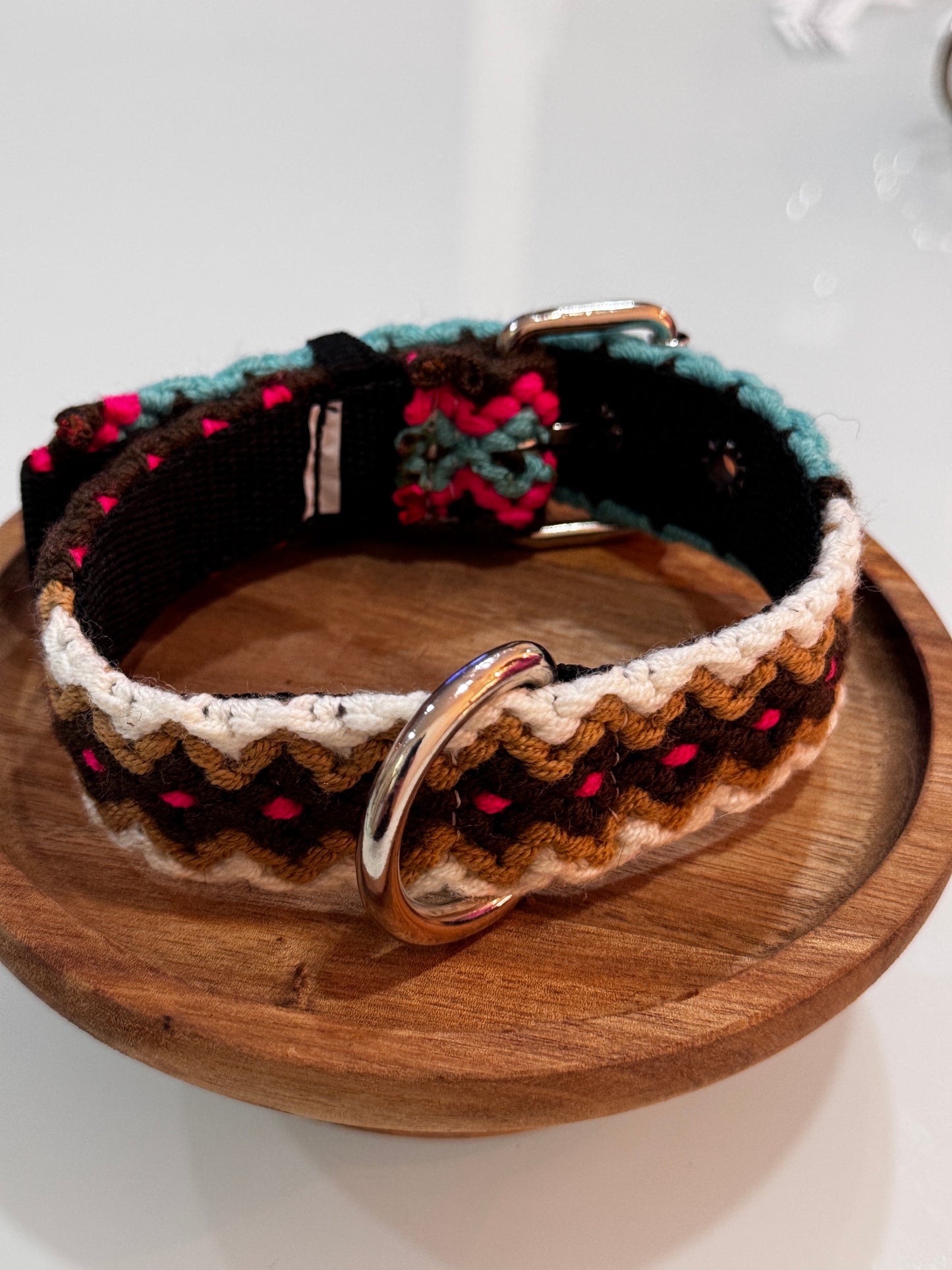 Wayuu Dog Collar - Fully Threaded Design - Small (15.5 inches)