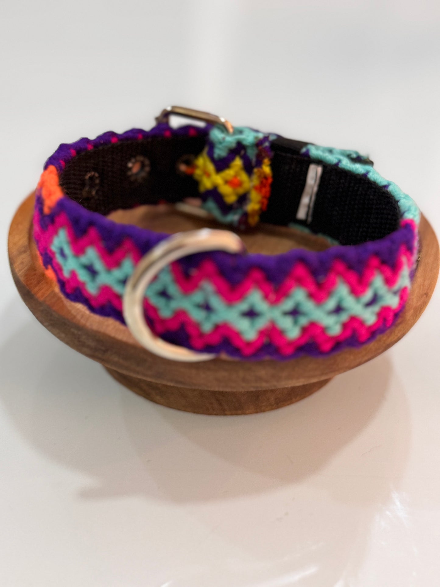 Wayuu Dog Collar - Fully Threaded Design - Small (15.5 inches)