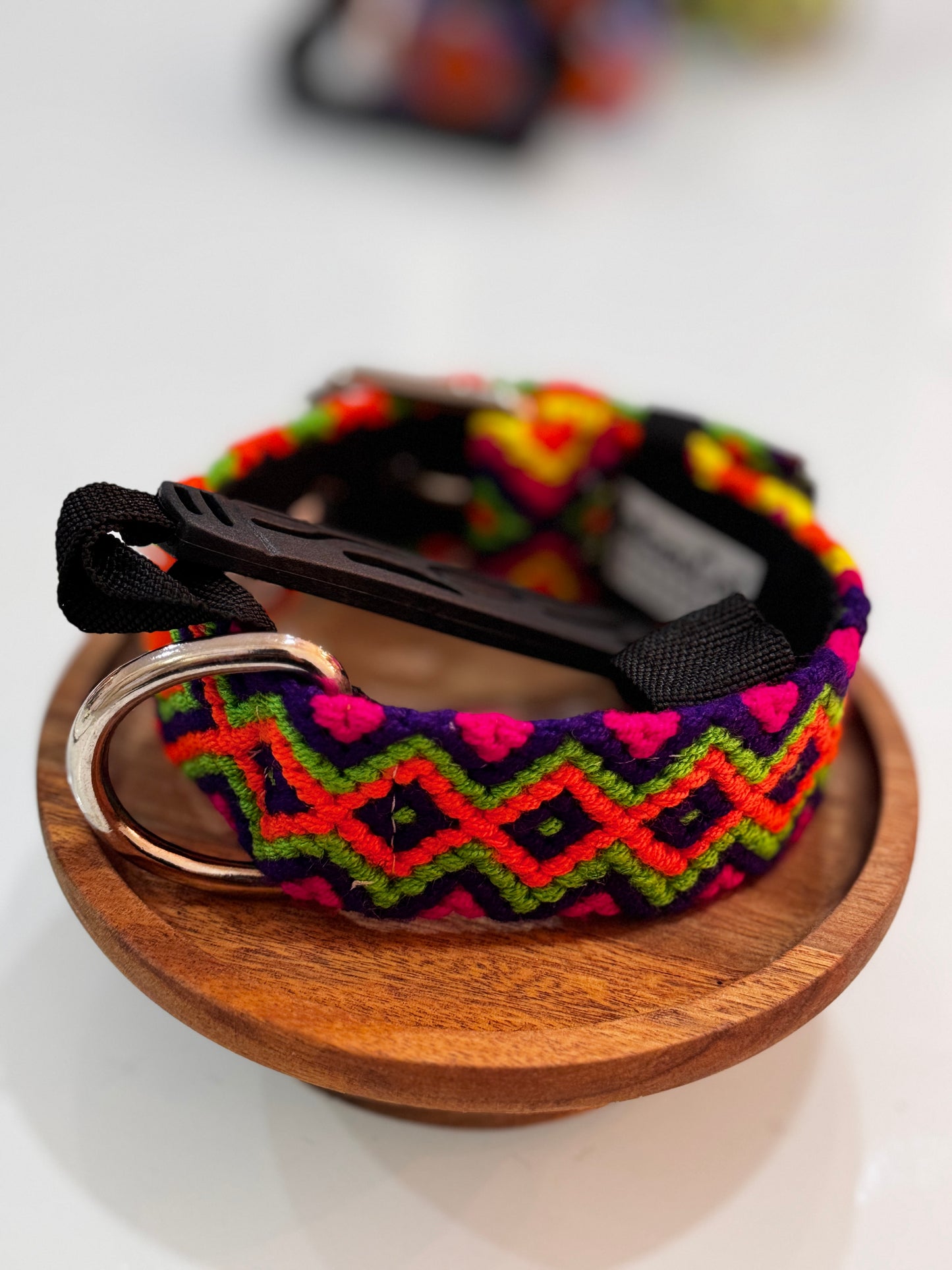 Wayuu Dog Collar - Fully Threaded Design - Medium (16.5 inches)